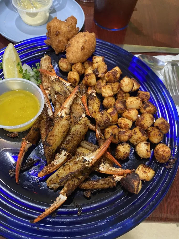Pick Two Crab Claws and Scallops